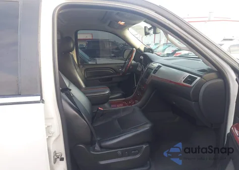 2011 Cadillac Escalade Premium from USA, damaged, VIN 1GYS4CEF7BR134346